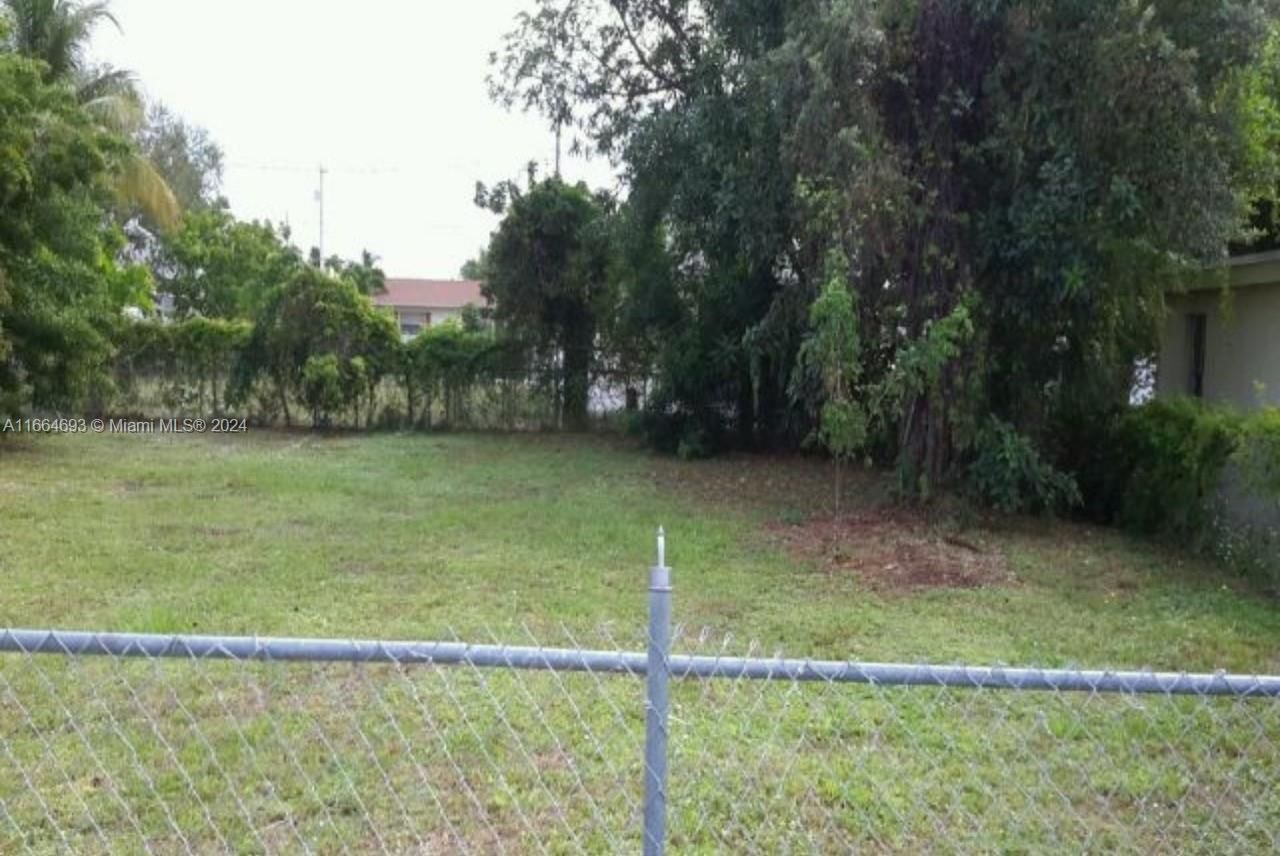 Real estate property located at . 3 Ter, Broward, BELMAR AMENDED, Hallandale Beach, FL