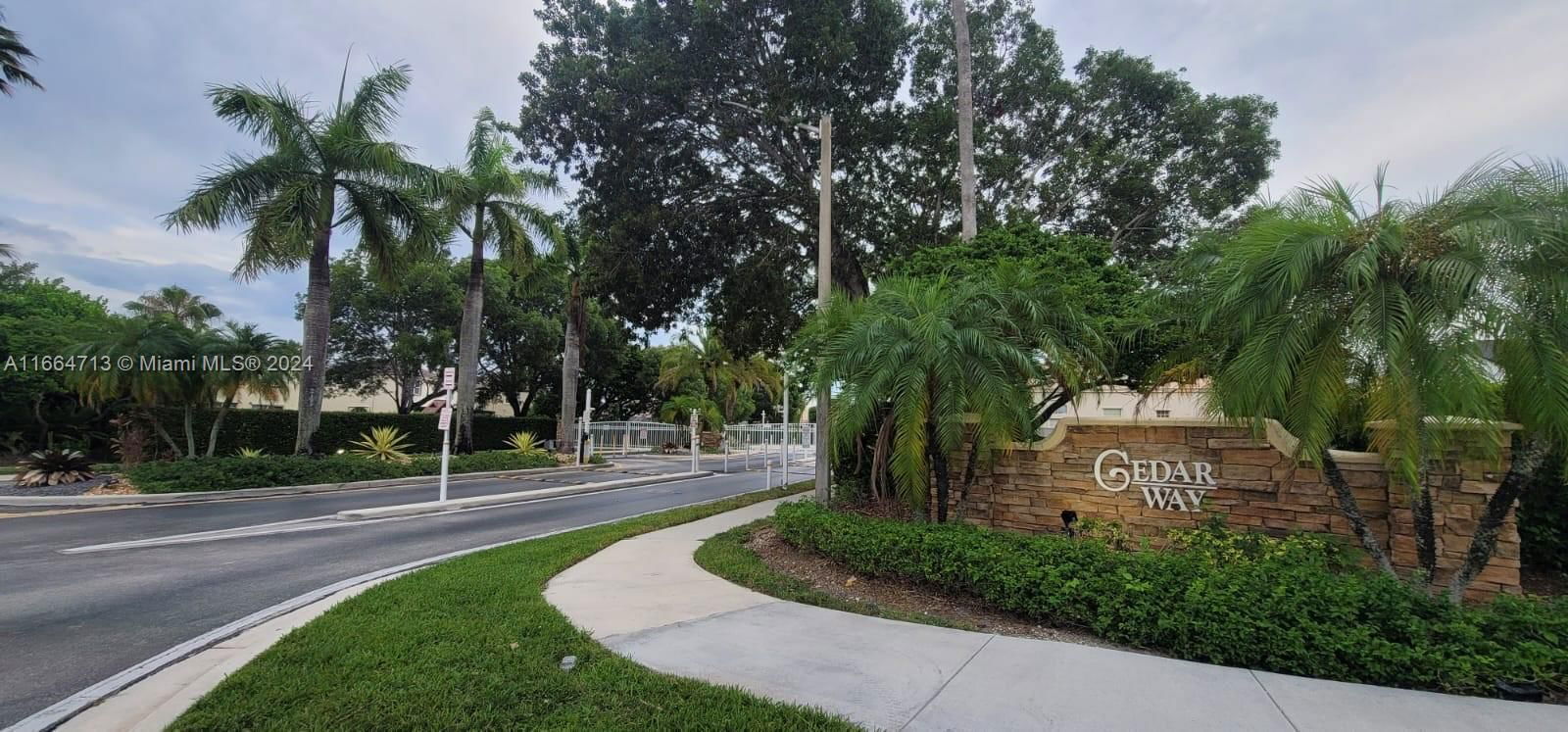 Real estate property located at 2184 157th Ave, Broward, TOWNGATE, Pembroke Pines, FL