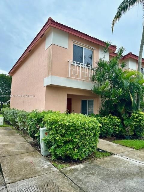 Real estate property located at 763 208th Ter, Broward, CHAPEL TRAIL II, Pembroke Pines, FL