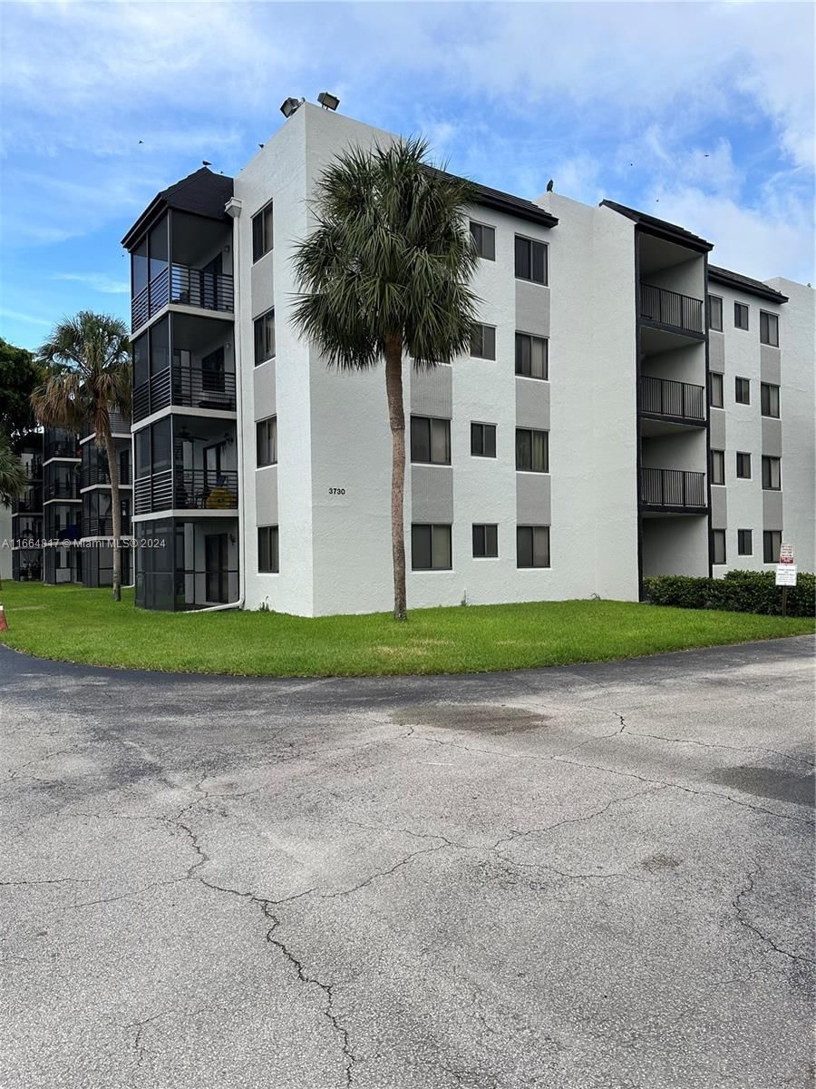 Real estate property located at 3730 Pine Island Rd #447, Broward, Sunrise Springs Condo Iv, Sunrise, FL