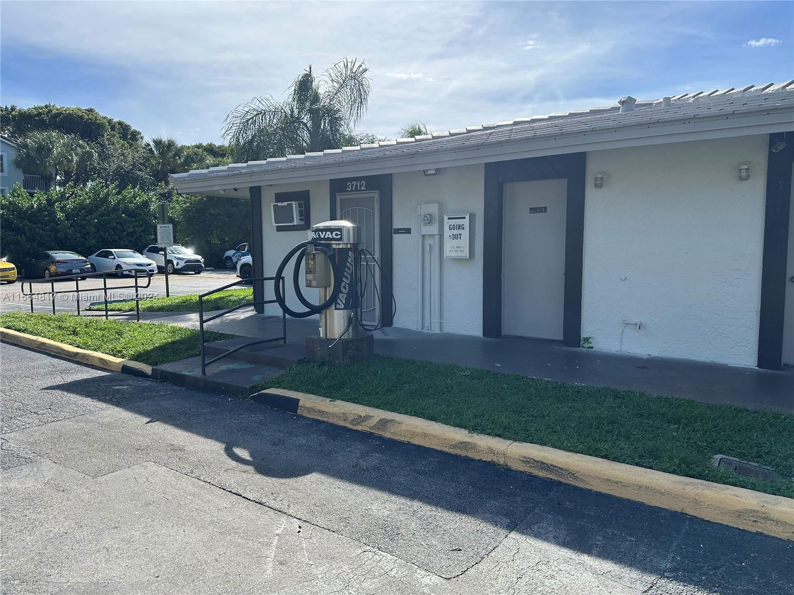 Real estate property located at 3730 Pine Island Rd #447, Broward, Sunrise Springs Condo Iv, Sunrise, FL