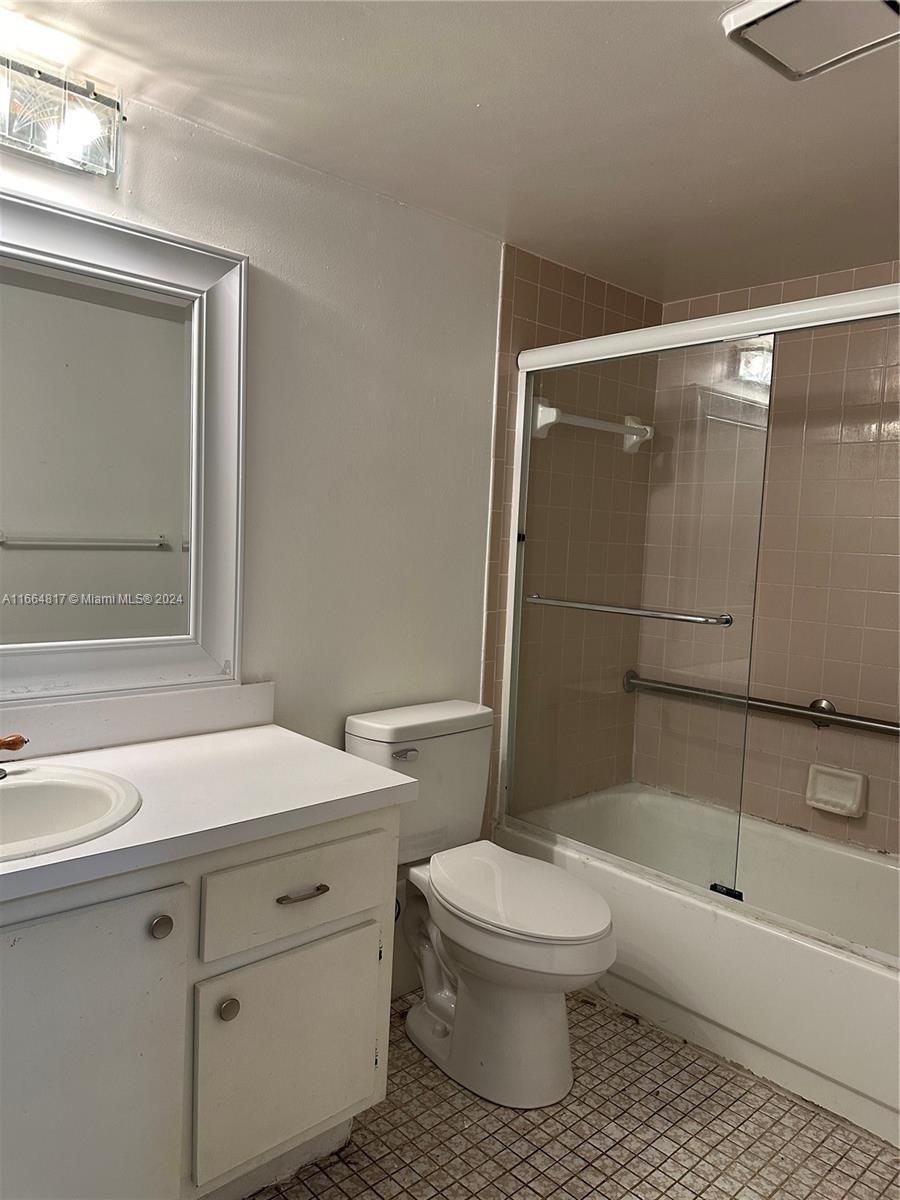 Real estate property located at 3730 Pine Island Rd #447, Broward, Sunrise Springs Condo Iv, Sunrise, FL