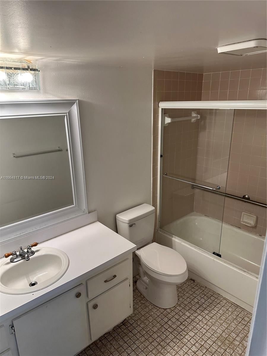 Real estate property located at 3730 Pine Island Rd #447, Broward, Sunrise Springs Condo Iv, Sunrise, FL