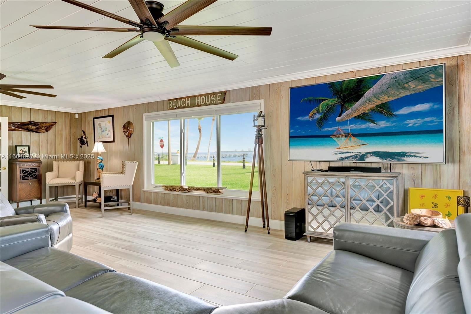 Real estate property located at 13549 Indian River Dr, St Lucie, Resubdivision Of 9/10-37-, Jensen Beach, FL