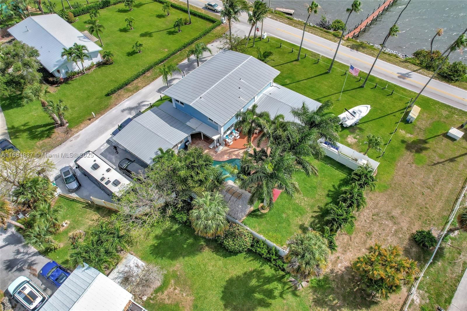 Real estate property located at 13549 Indian River Dr, St Lucie, Resubdivision Of 9/10-37-, Jensen Beach, FL