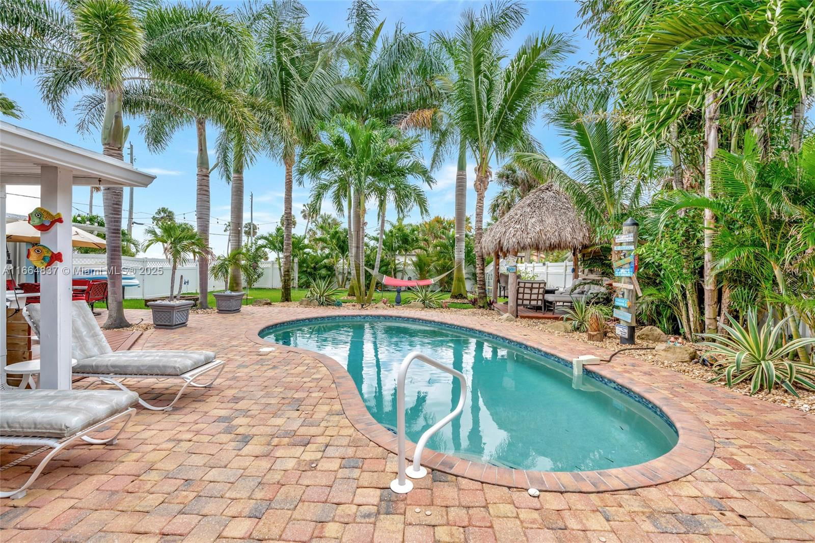 Real estate property located at 13549 Indian River Dr, St Lucie, Resubdivision Of 9/10-37-, Jensen Beach, FL