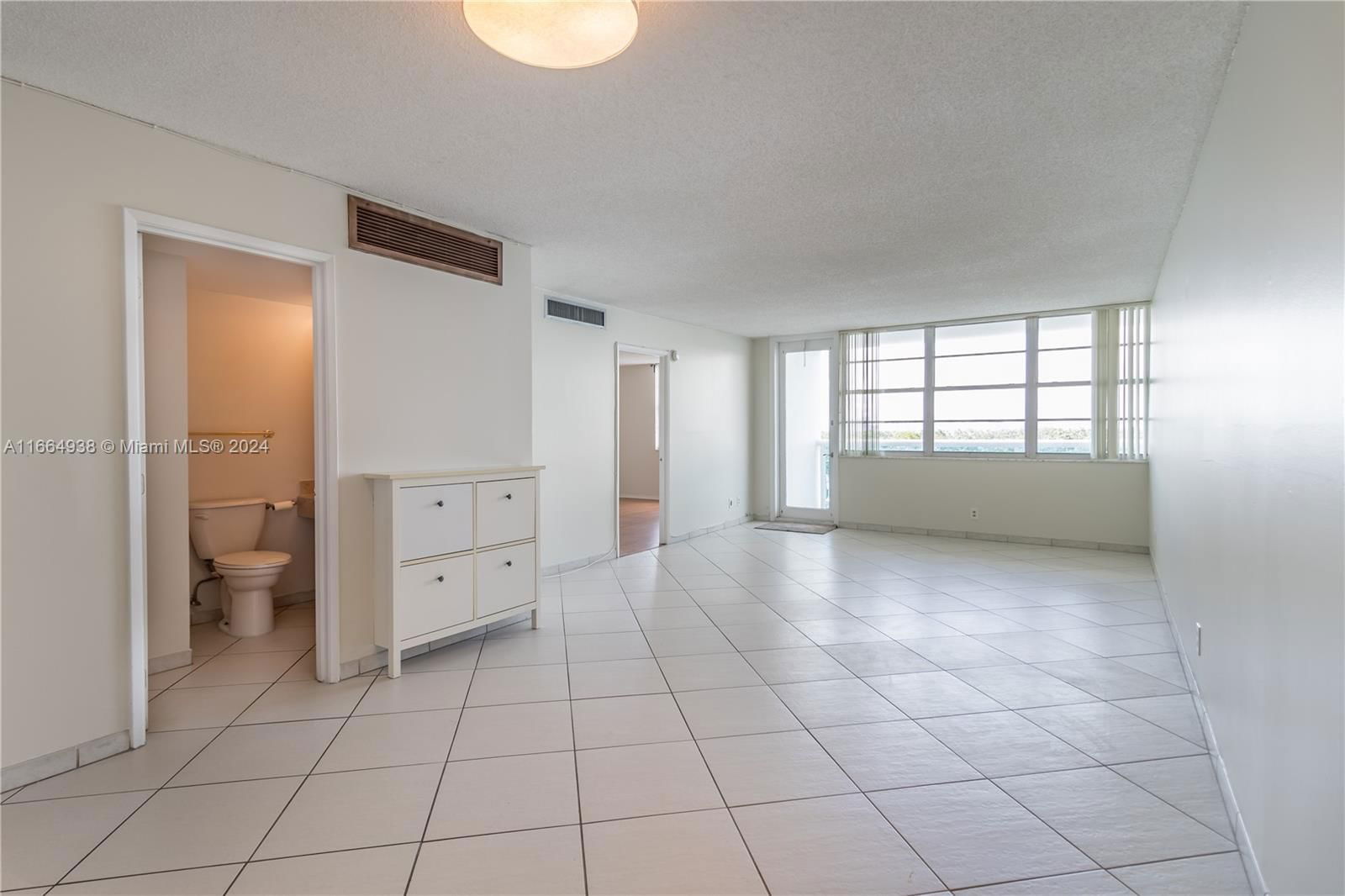 Real estate property located at 6770 Indian Creek Dr #8L, Miami-dade, Aquasol Condo, Miami Beach, FL