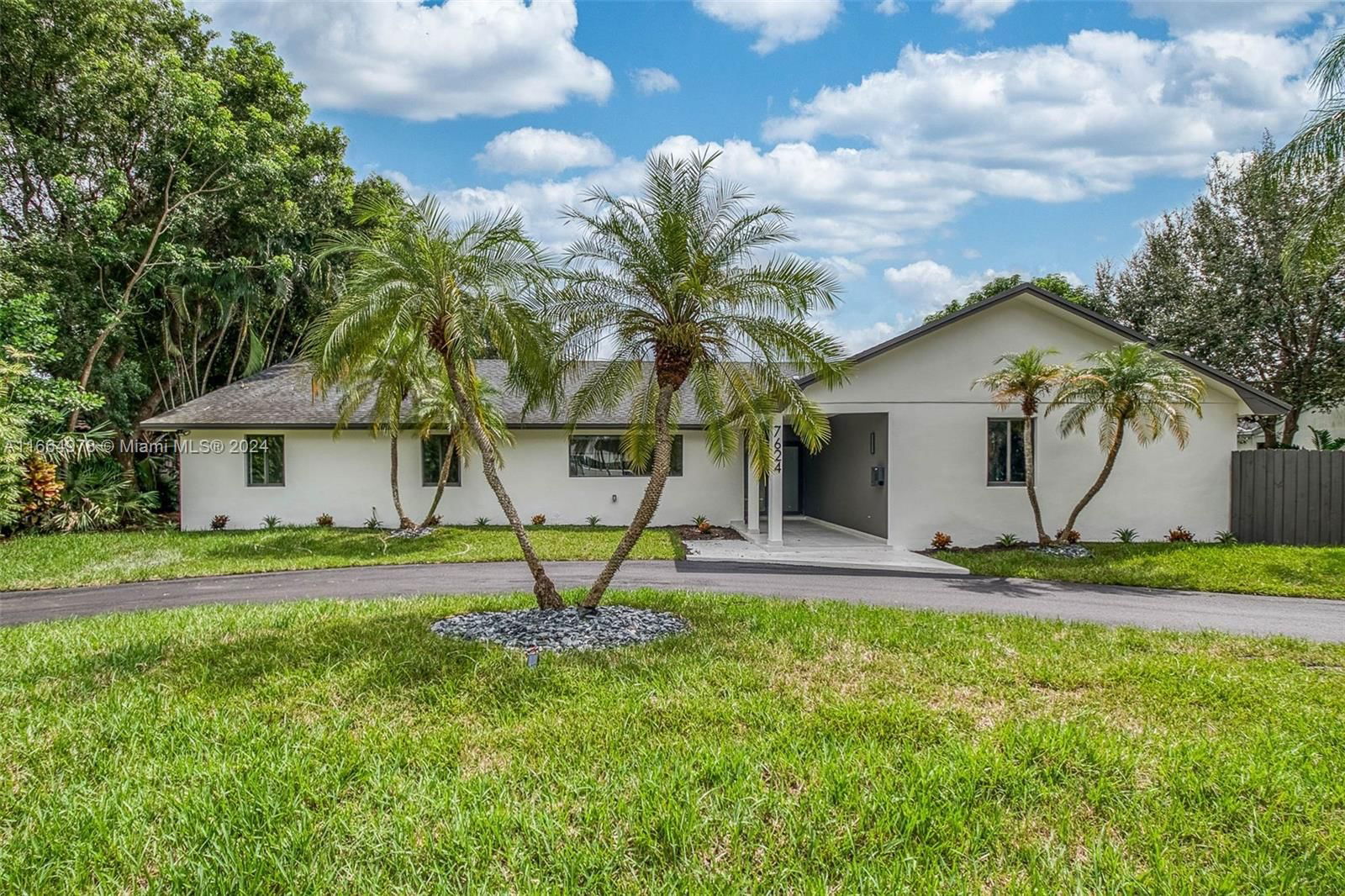 Real estate property located at 7624 178th Ter, Miami-Dade, CUTLER SOUTH FIRST ADDN, Palmetto Bay, FL