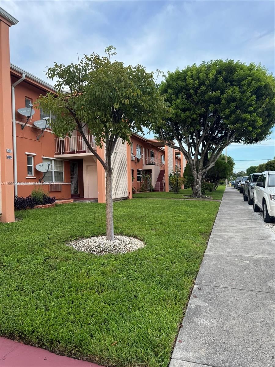 Real estate property located at 3551 10th St #8A, Miami-Dade, CORAL GARDENS CONDO BLDG, Miami, FL