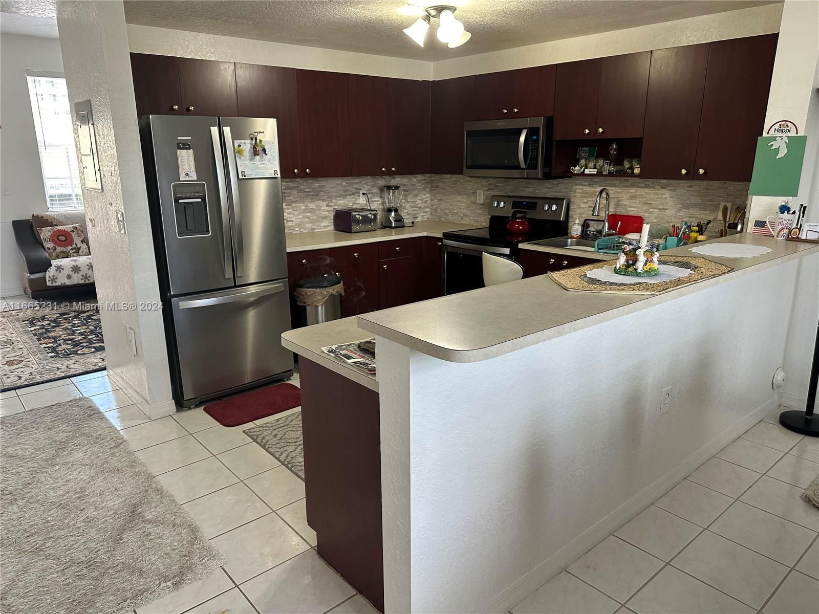 Real estate property located at 77 4th St A207, Miami-Dade, SPANISH VILLAS CONDO, Hialeah, FL