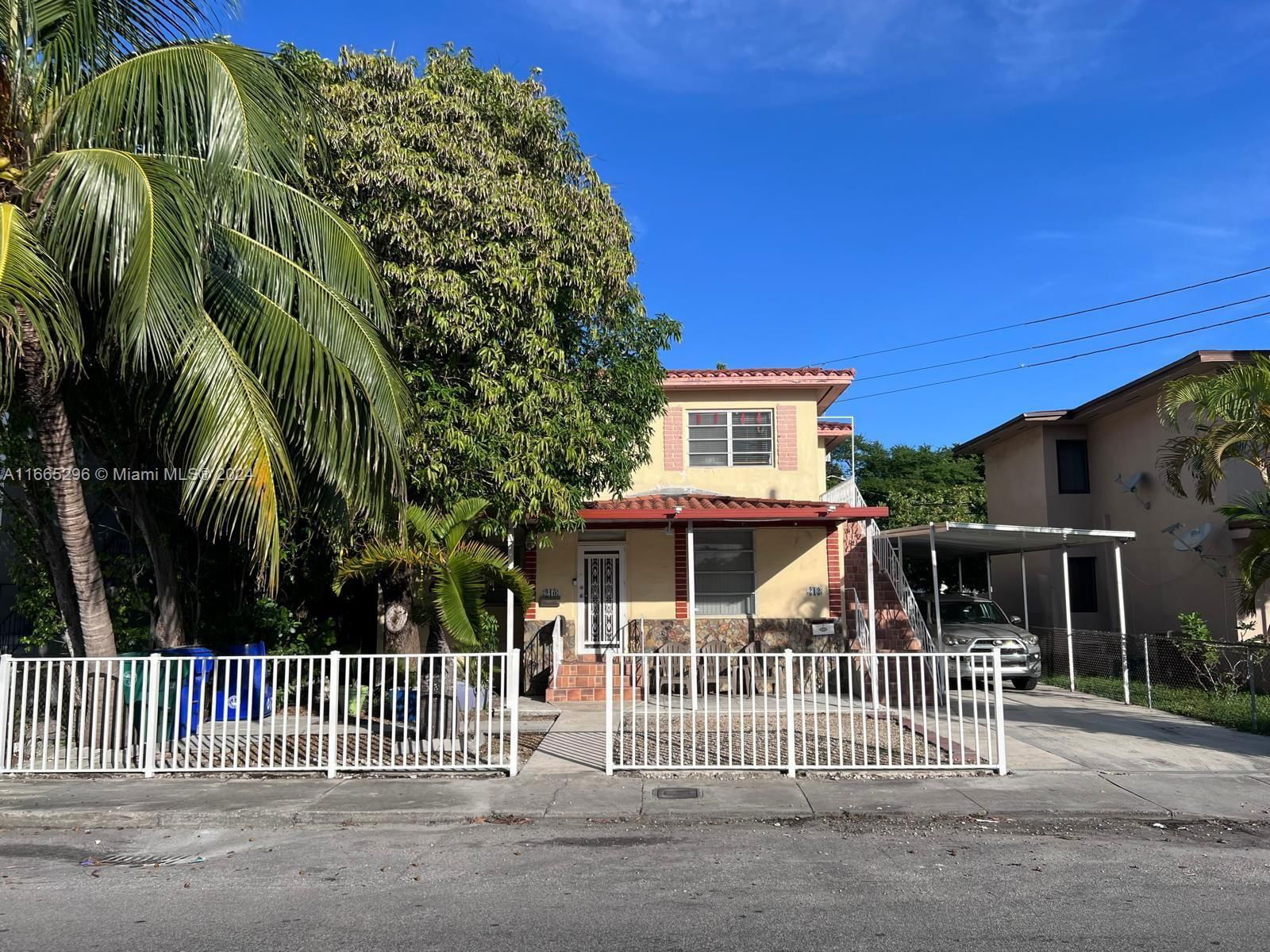 Real estate property located at 210 Beacom Blvd, Miami-Dade, REVISION OF KENILWORTH, Miami, FL