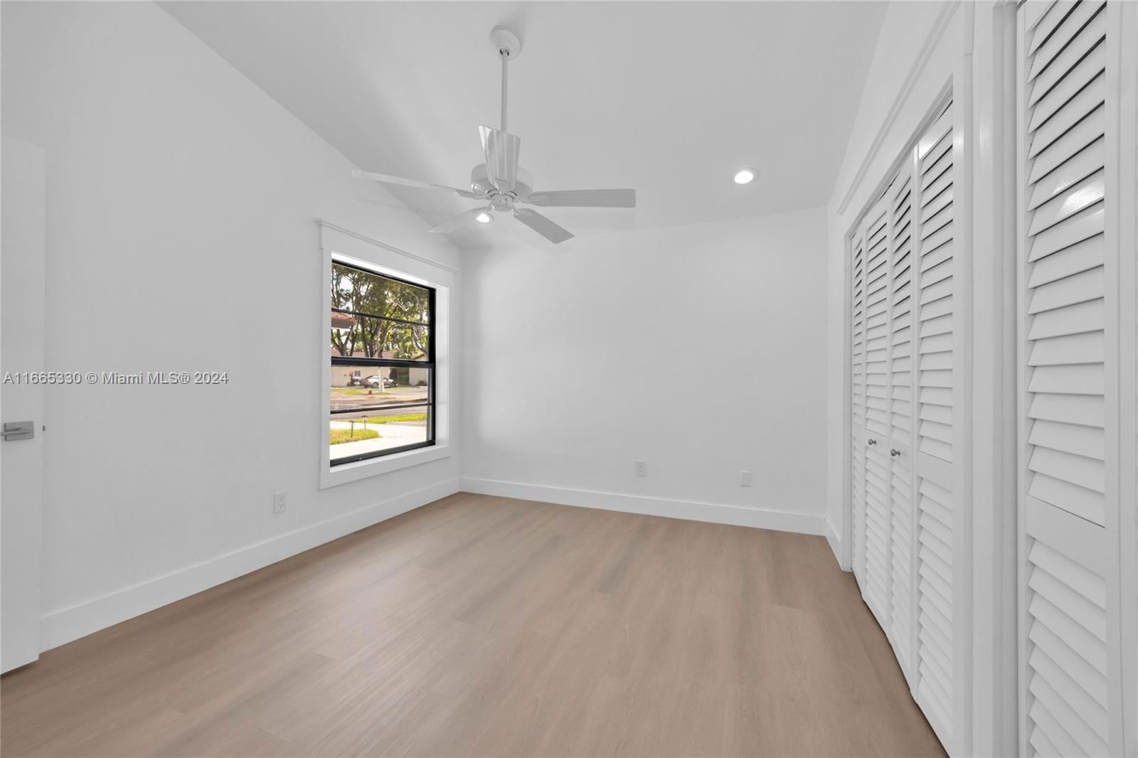 Real estate property located at 14980 48th Ter G, Miami-dade, Lakes Meadow Vilg Homes C, Miami, FL
