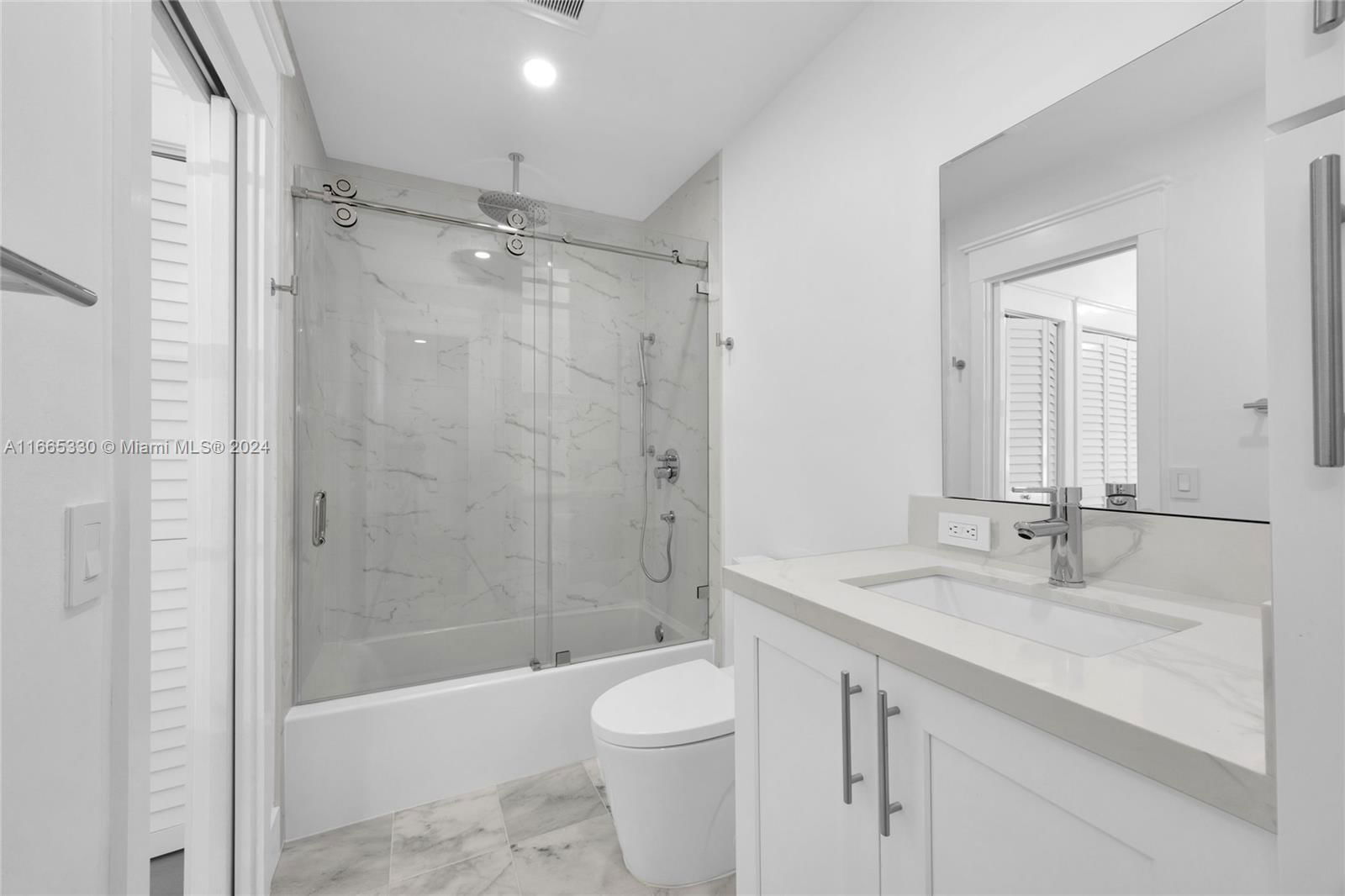 Real estate property located at 14980 48th Ter G, Miami-dade, Lakes Meadow Vilg Homes C, Miami, FL
