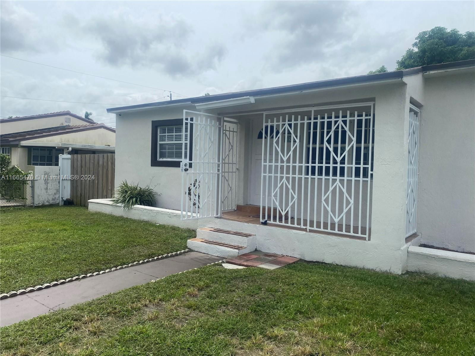 Real estate property located at 5530 1st Ct, Miami-Dade, PALM SPRINGS AMD, Hialeah, FL