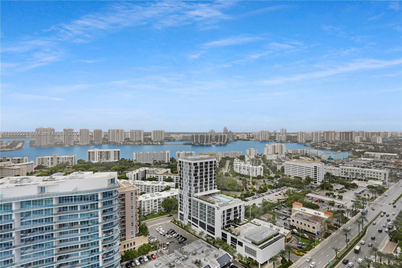 Real estate property located at 17555 Collins Ave #3001, Miami-dade, The Pinnacle Condo, Sunny Isles Beach, FL