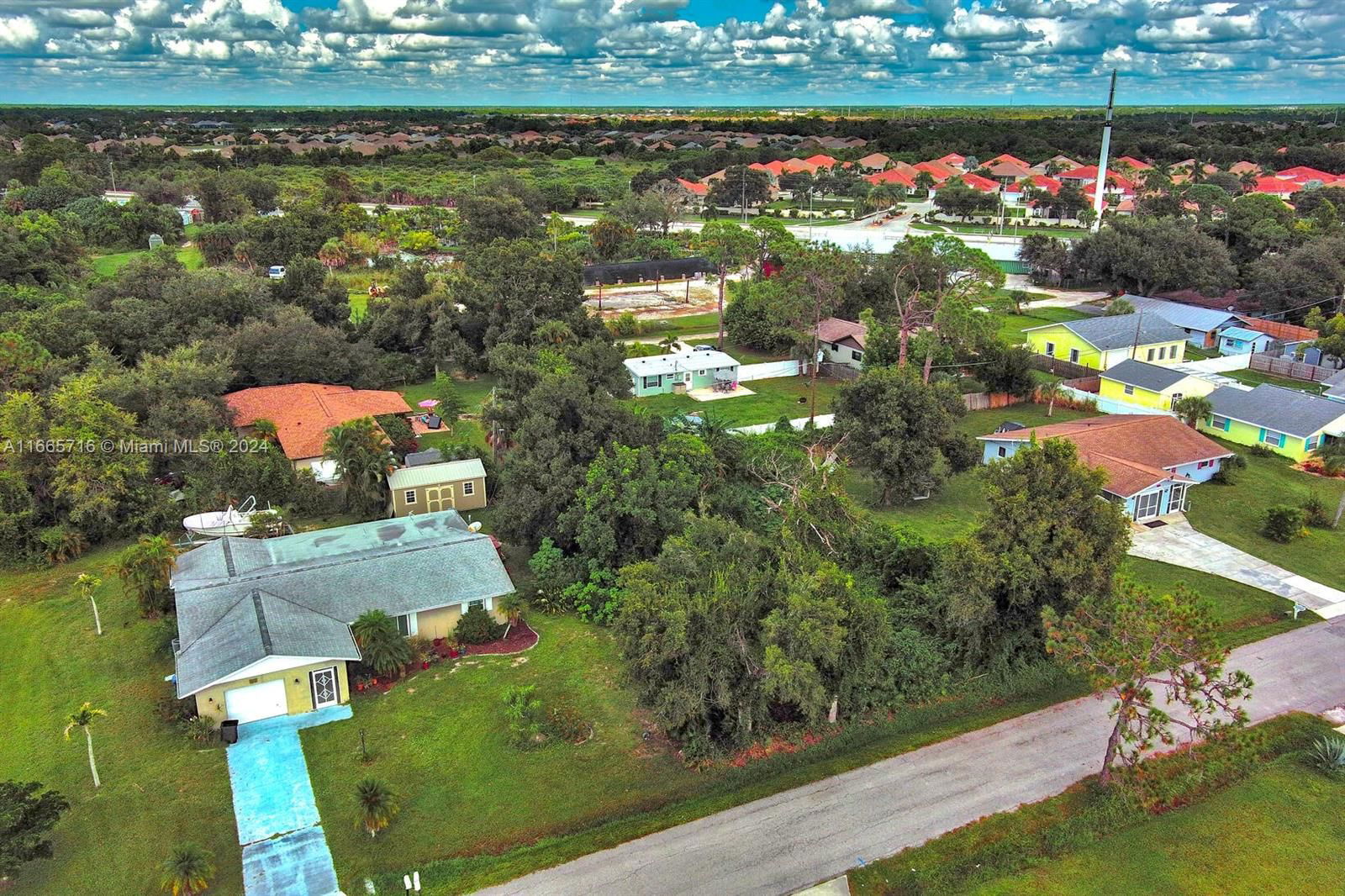 Real estate property located at 1 Gillespie St, Sarasota, Englewood, Englewood, FL