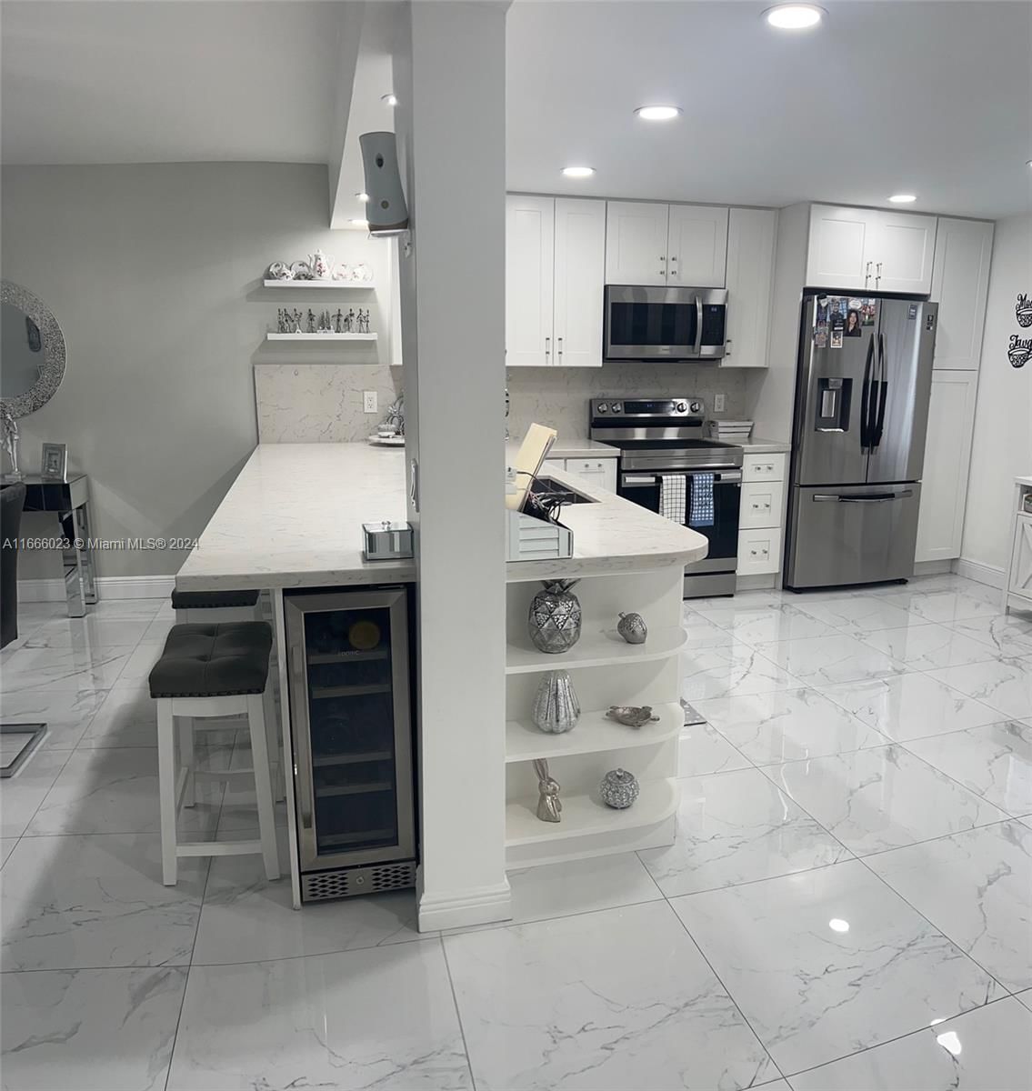 Real estate property located at 111 Hollybrook Dr #105, Broward, Hollybrook, Pembroke Pines, FL