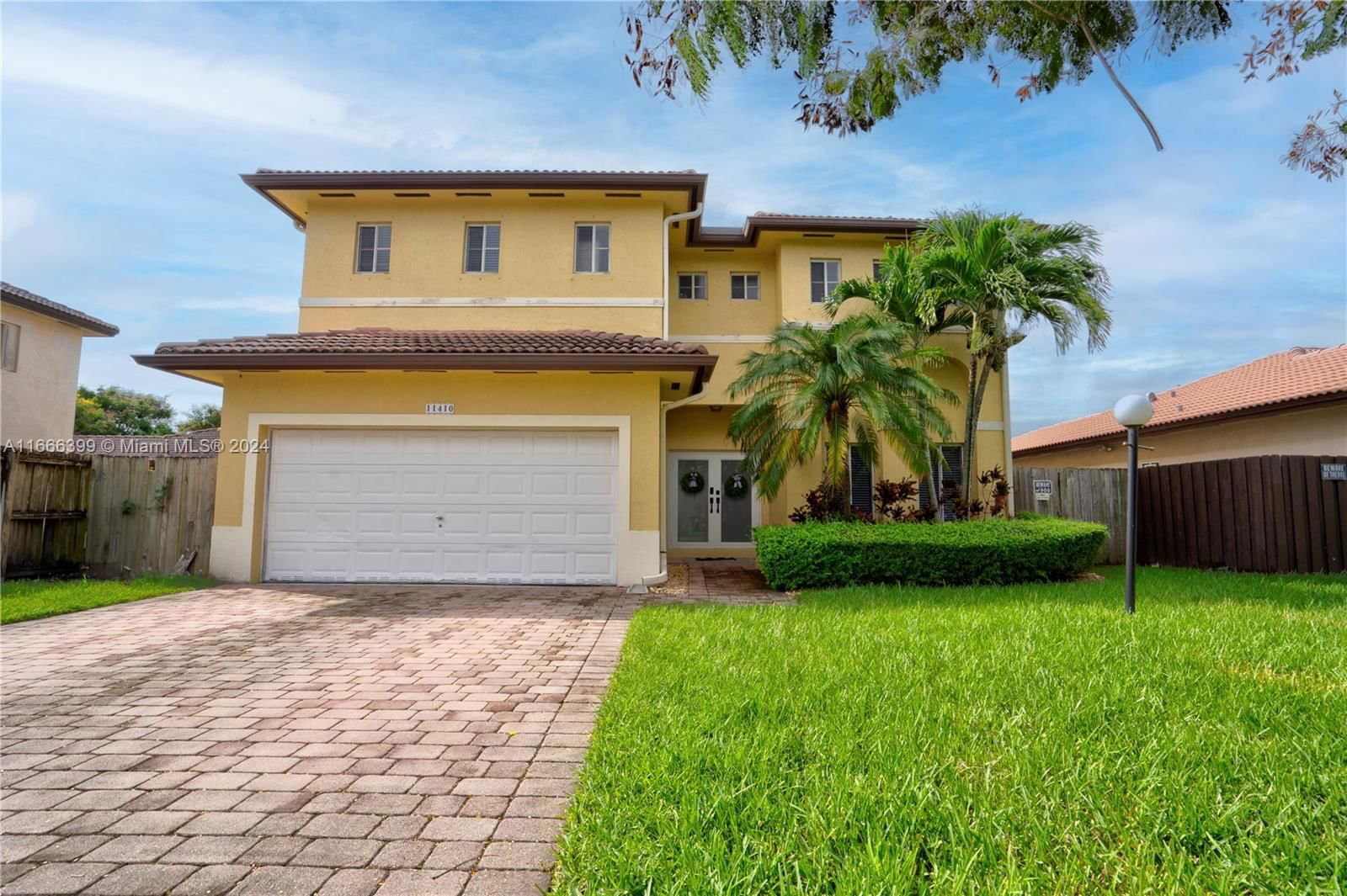 Real estate property located at 11410 229th Ter, Miami-Dade, SILVER PALM HOMES, Miami, FL