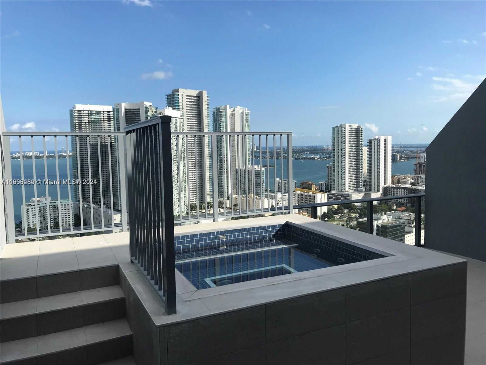 Real estate property located at 121 34th St PH3209, Miami-Dade, 3401 MIDTOWN CONDO, Miami, FL