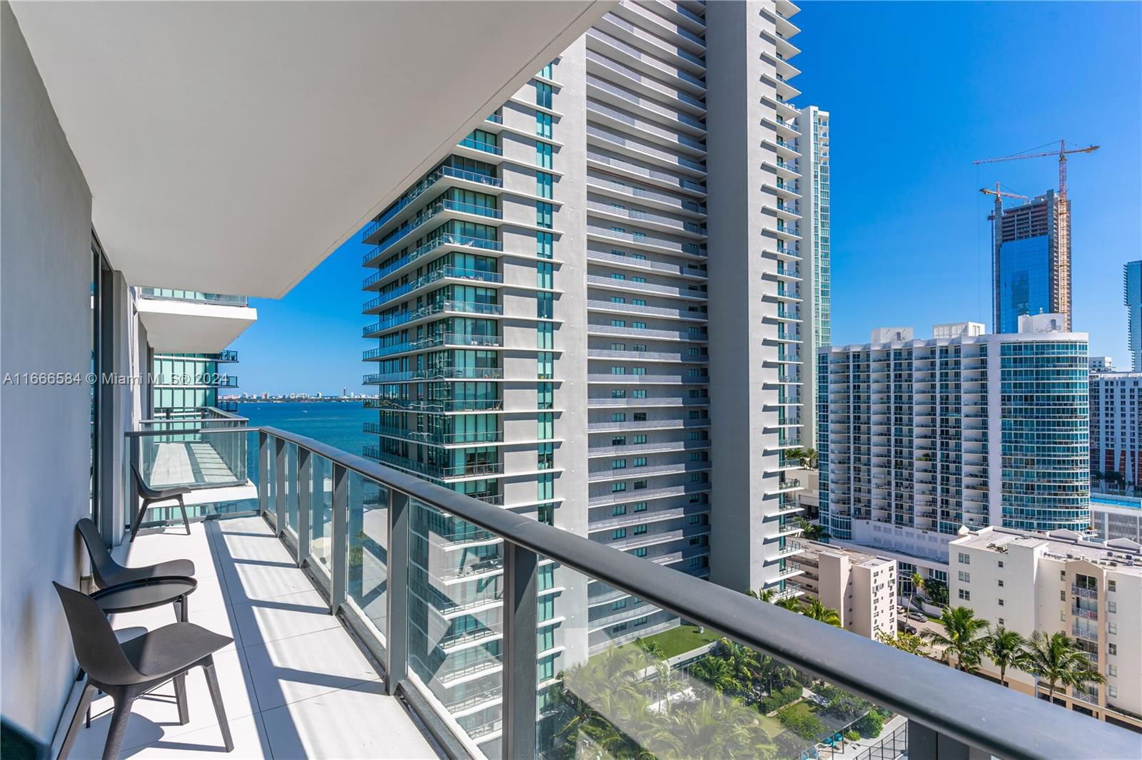 Real estate property located at 501 31st St #1607, Miami-Dade, PARAISO BAYVIEWS CONDO, Miami, FL