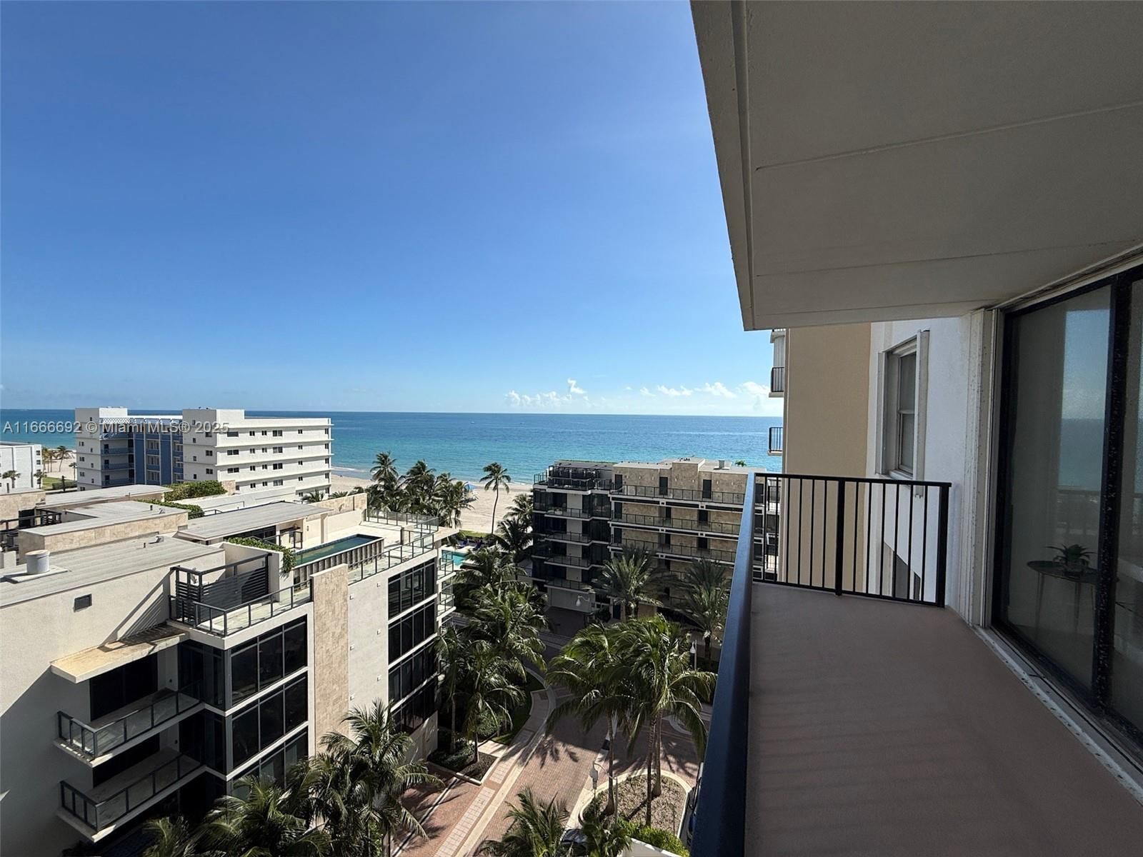Real estate property located at 2201 Ocean Dr #904, Broward, Quadomain Tower I And Iv, Hollywood, FL