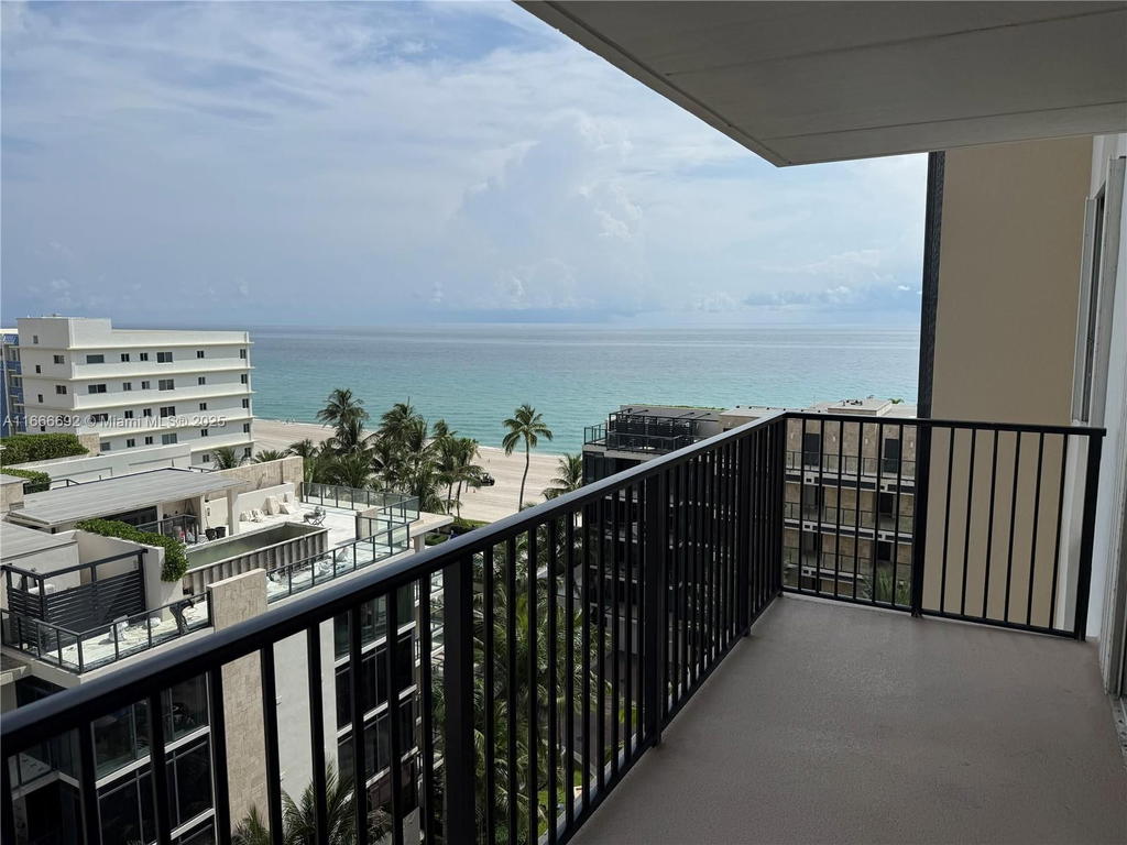 Real estate property located at 2201 Ocean Dr #904, Broward, Quadomain Tower I And Iv, Hollywood, FL
