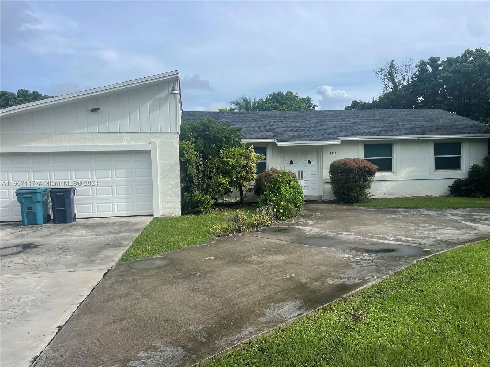 Real estate property located at 12955 191st St, Miami-Dade, GIR SUB, Miami, FL