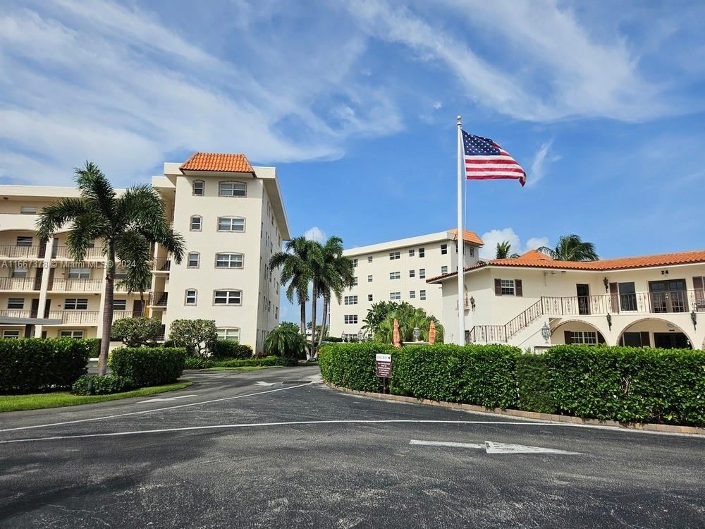 Real estate property located at 20 Yacht Club Dr #102, Palm Beach, PORTS O CALL CONDO S A, B, North Palm Beach, FL