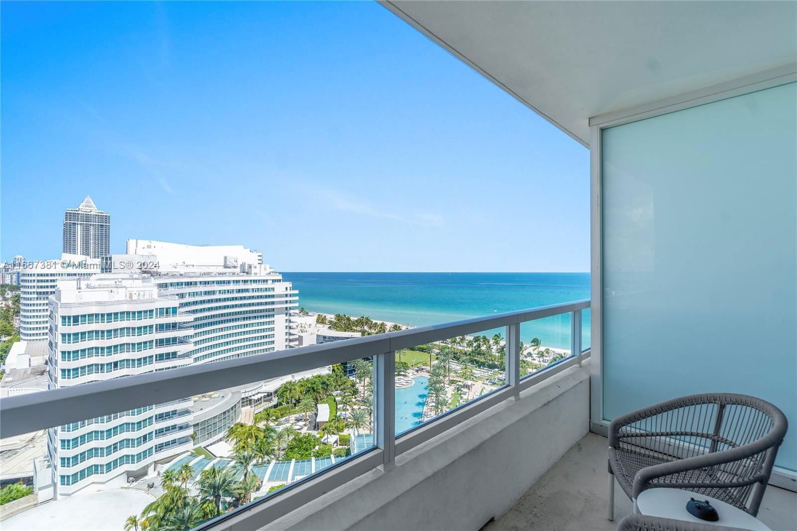 Real estate property located at 4401 Collins Ave #1709, Miami-Dade, Fontainebleau II Tresor, Miami Beach, FL