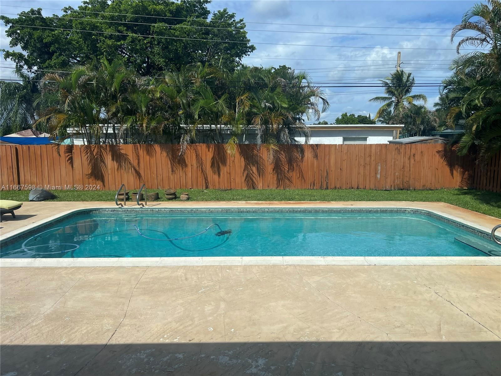 Real estate property located at 441 37th St, Broward, Lloyd Estates, Oakland Park, FL