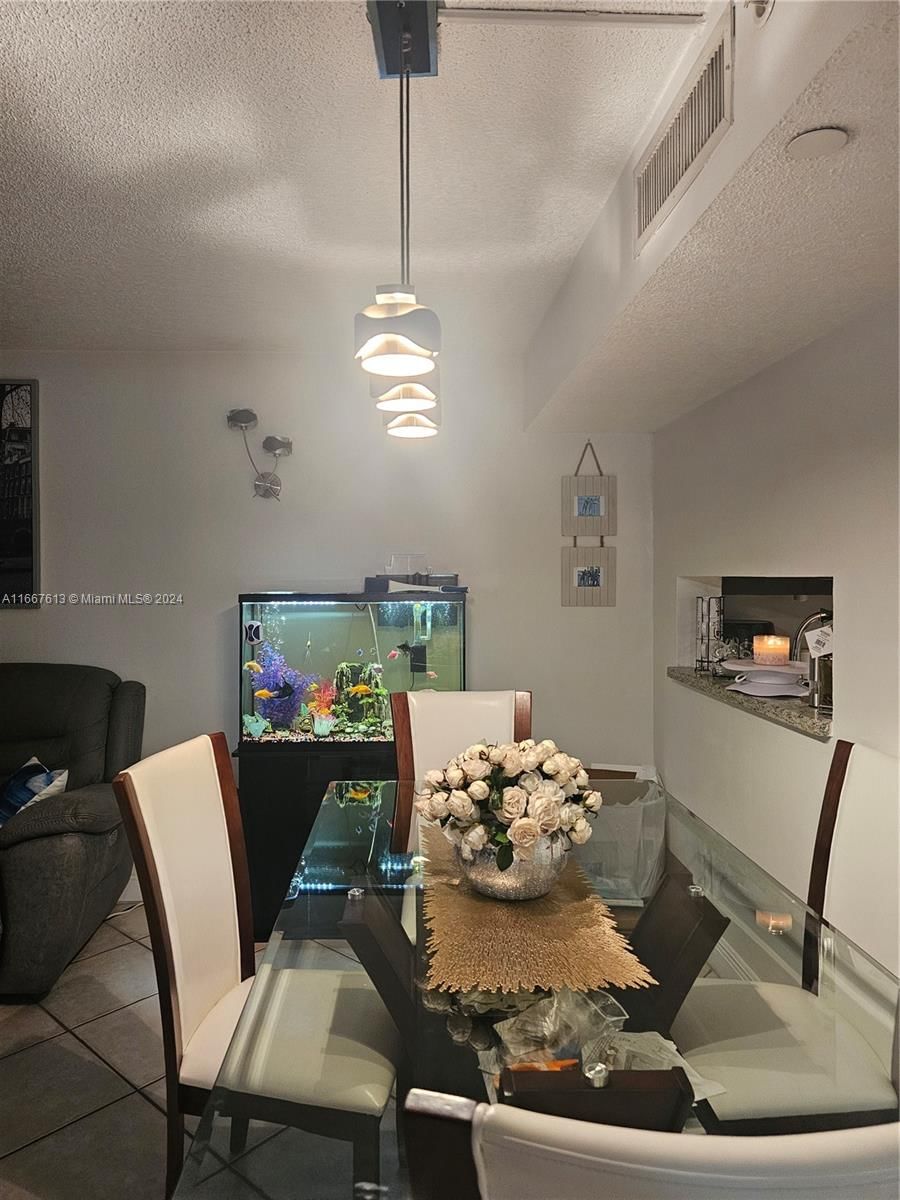 Real estate property located at 8730 133rd Ave Rd #322, Miami-Dade, HORIZONS WEST CONDO #10, Miami, FL