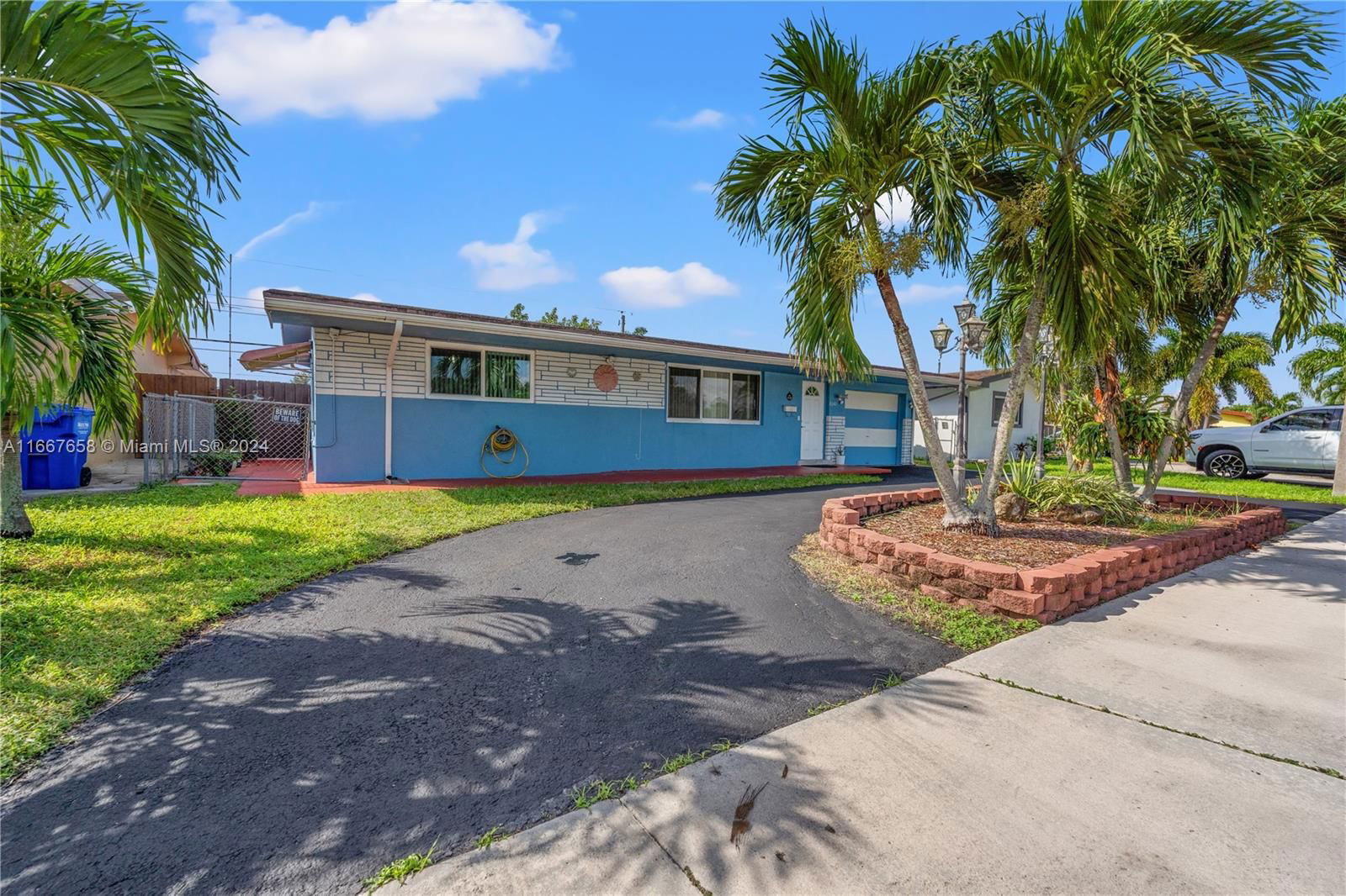 Real estate property located at 8640 Taft St, Broward, BOULEVARD HEIGHTS SECTION, Pembroke Pines, FL