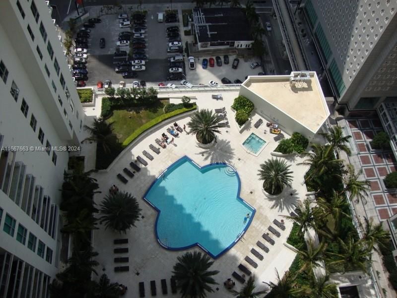 Real estate property located at 300 Biscayne Blvd T-1703, Miami-Dade, MET 1 CONDO, Miami, FL