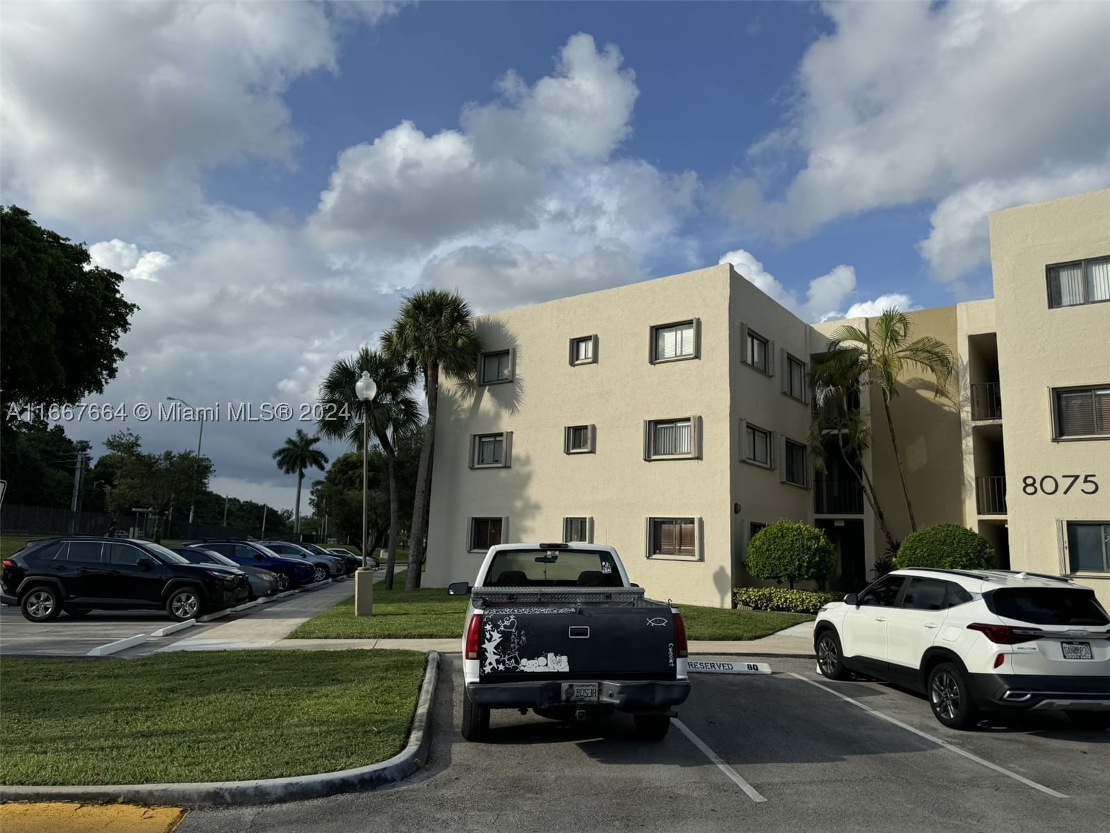 Real estate property located at 8075 107th Ave #107, Miami-dade, The Horizons Condo #7, Miami, FL