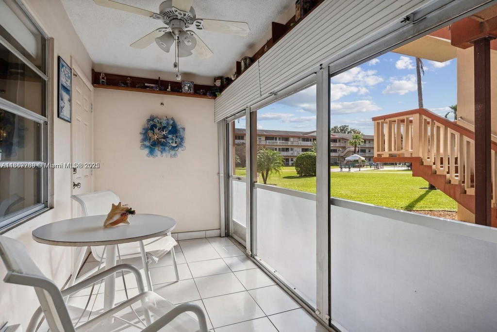 Real estate property located at 5300 Washington St C111, Broward, Beverly Hills Condo Numbe, Hollywood, FL