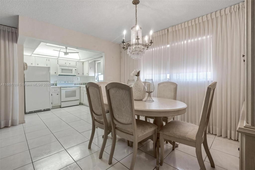 Real estate property located at 5300 Washington St C111, Broward, Beverly Hills Condo Numbe, Hollywood, FL