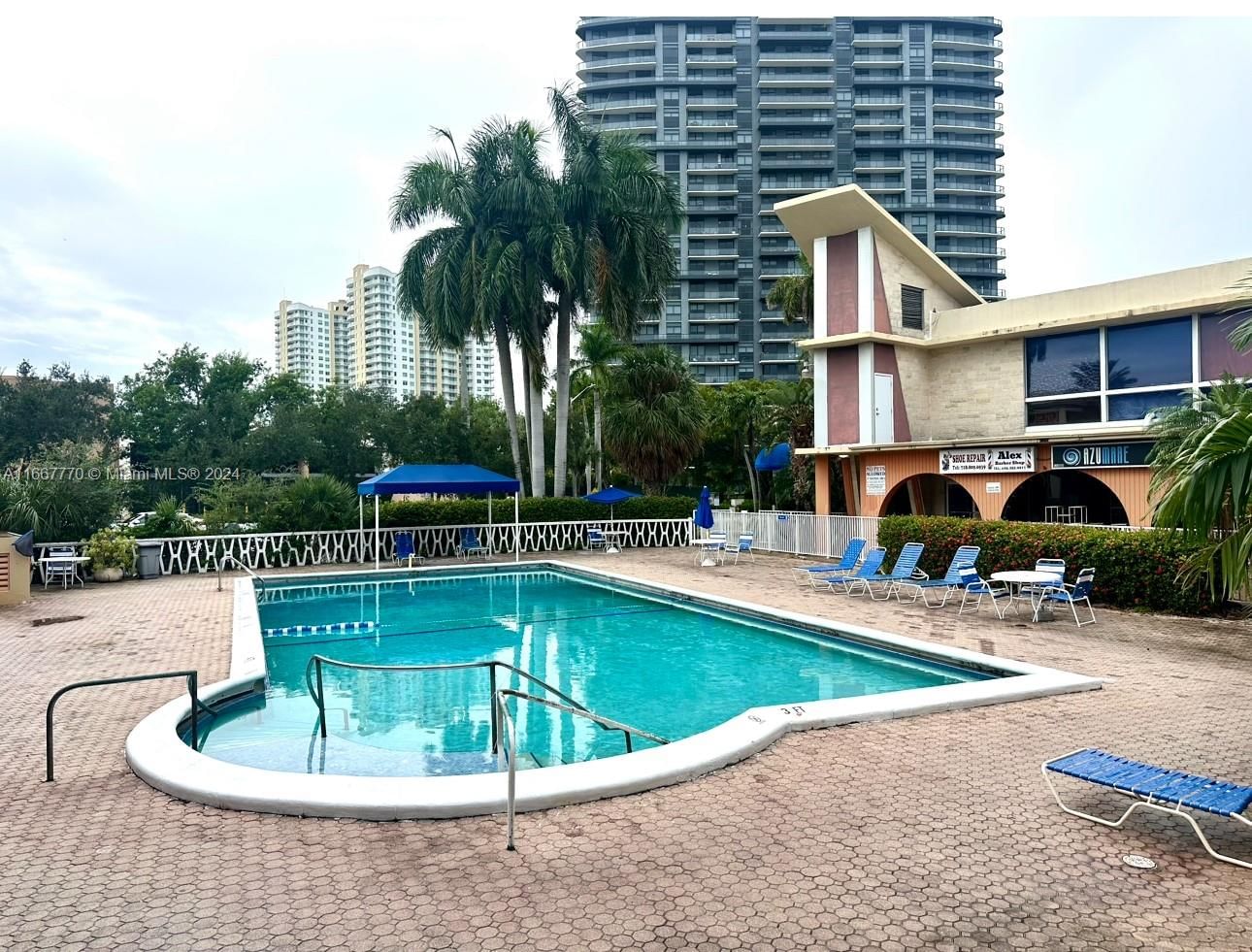 Real estate property located at 26 Diplomat Pkwy #2325, Broward, DIPLOMAT GOLF & RACQUET C, Hallandale Beach, FL