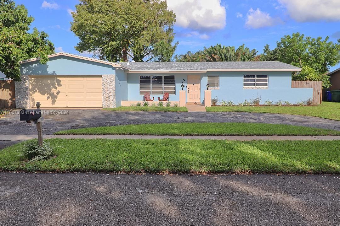 Real estate property located at 511 93rd Ter, Broward, PASADENA LAKES SOUTH, Pembroke Pines, FL