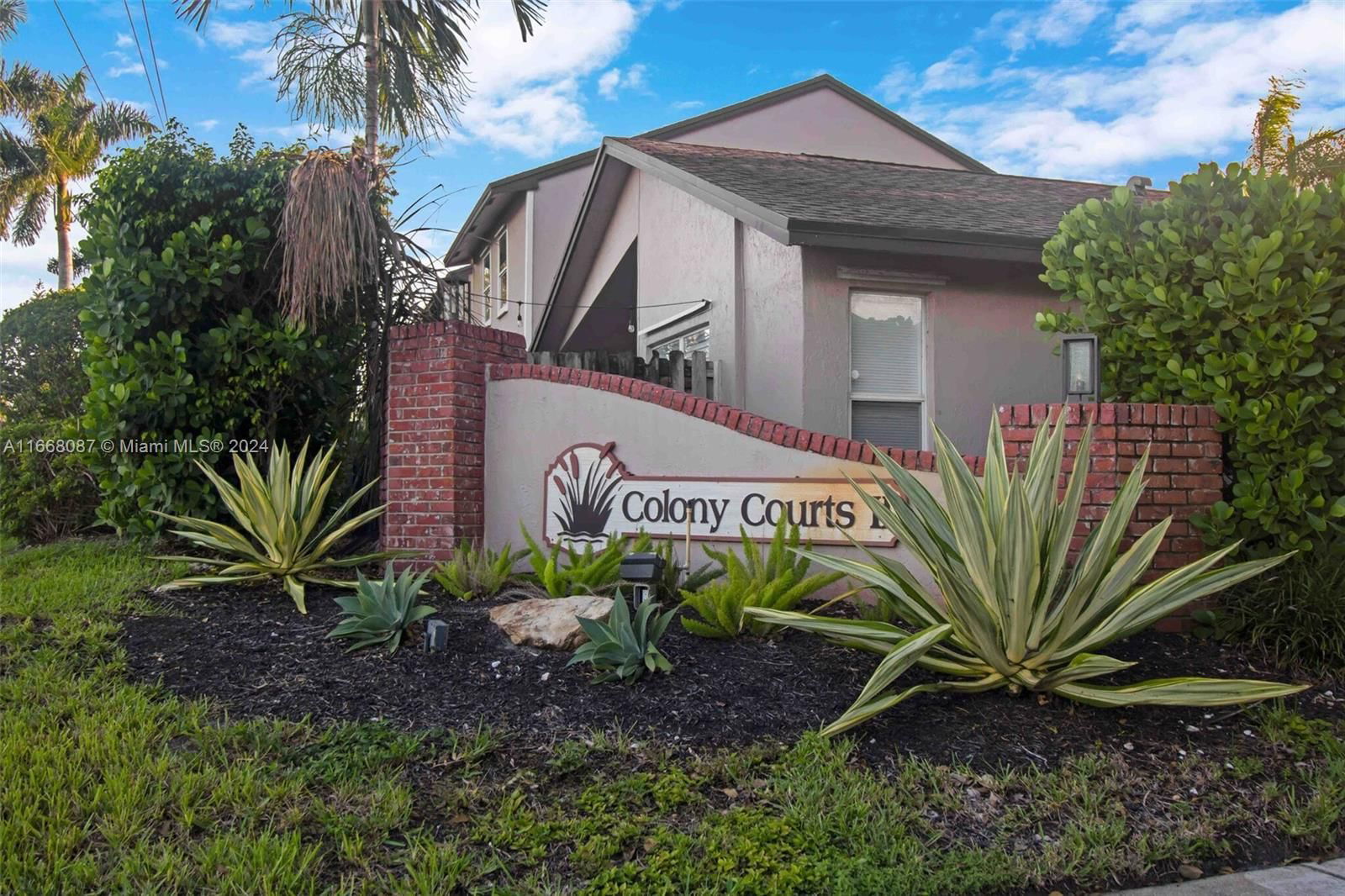 Real estate property located at 3897 122nd Ter #3897, Broward, TWIN FOUNTAINS PHASE TWO, Sunrise, FL