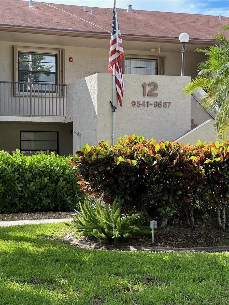 Real estate property located at 9541 MCNAB RD #101, Broward, TAMARAC GARDENS CONDOMINIU, Tamarac, FL