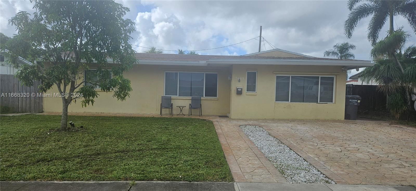 Real estate property located at , Broward, BOULEVARD HEIGHTS SEC 14, Hollywood, FL