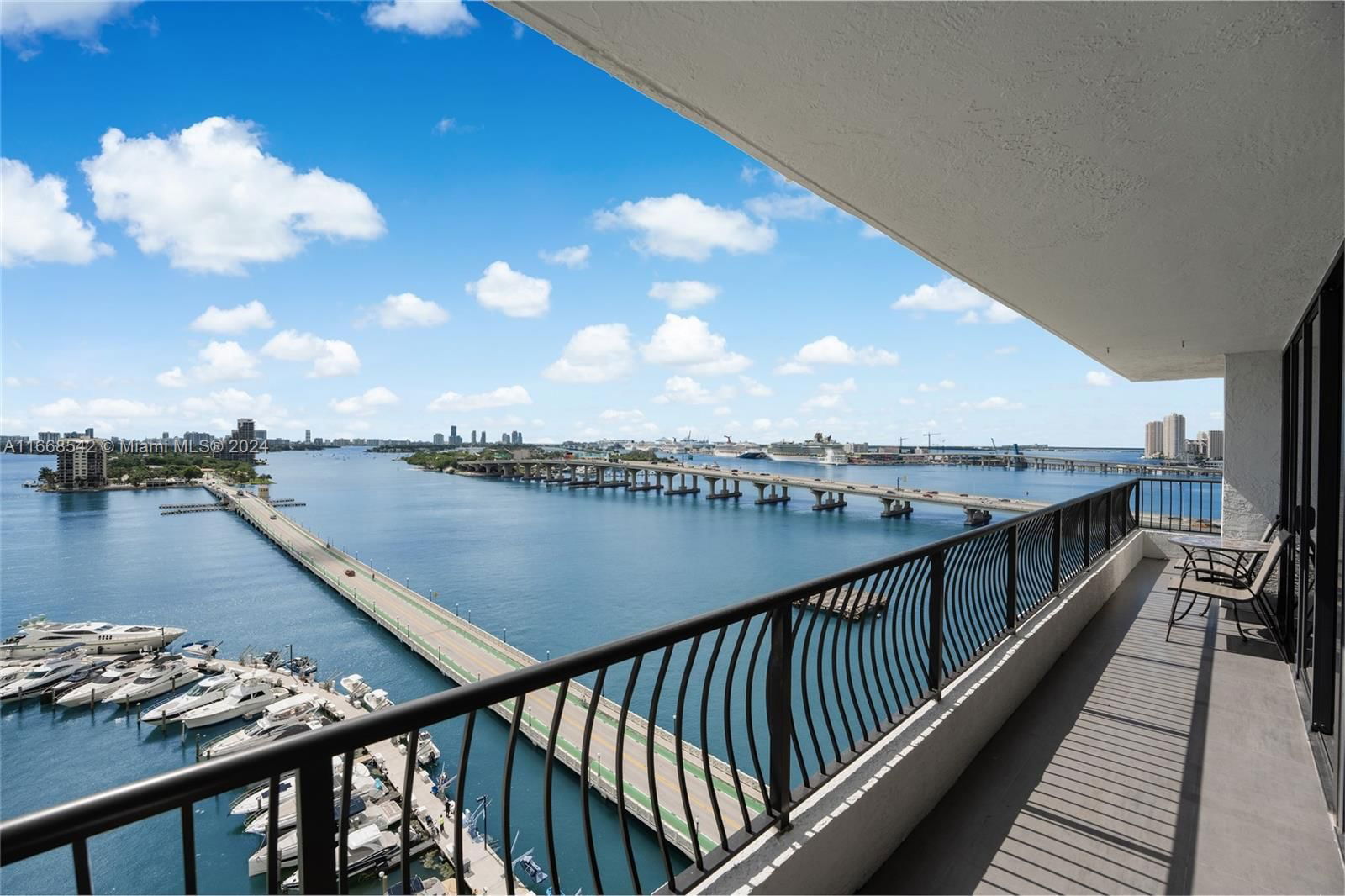 Real estate property located at 555 15th St #16A, Miami-Dade, VENETIA CONDO, Miami, FL