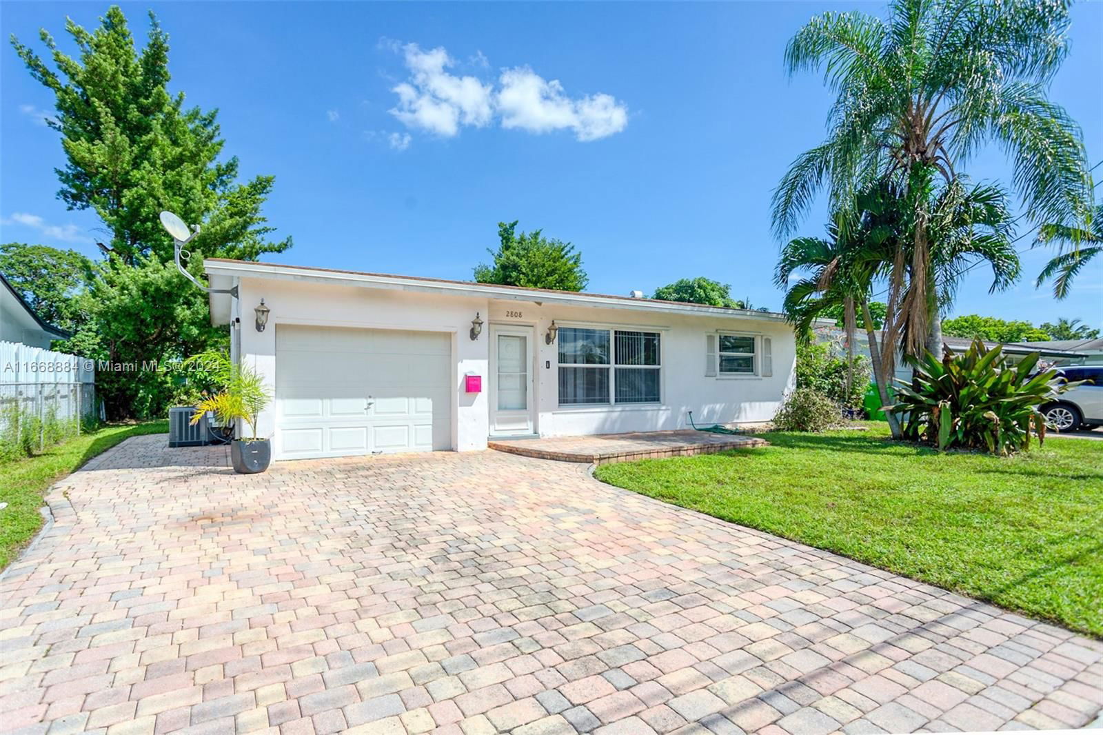 Real estate property located at 2808 73rd Ave, Broward, SUNRISE GOLF VILLAGE SEC, Sunrise, FL