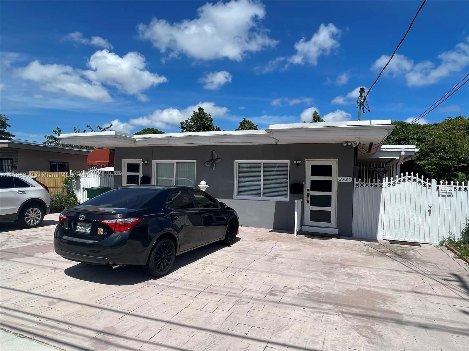 Real estate property located at 2725 21st Ter, Miami-Dade, MILLERDALE, Miami, FL