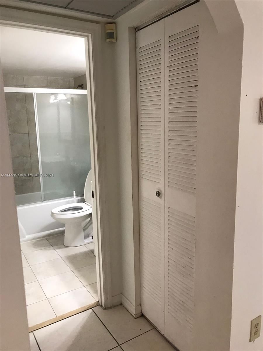 Real estate property located at 423 210th Cir Ter #104-25, Miami-dade, Monterey Village-one Cond, Miami, FL