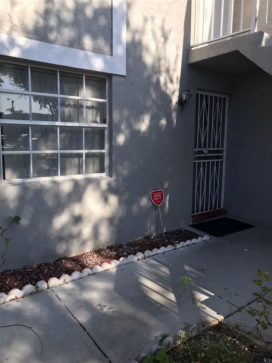 Real estate property located at 423 210th Cir Ter #104-25, Miami-dade, Monterey Village-one Cond, Miami, FL