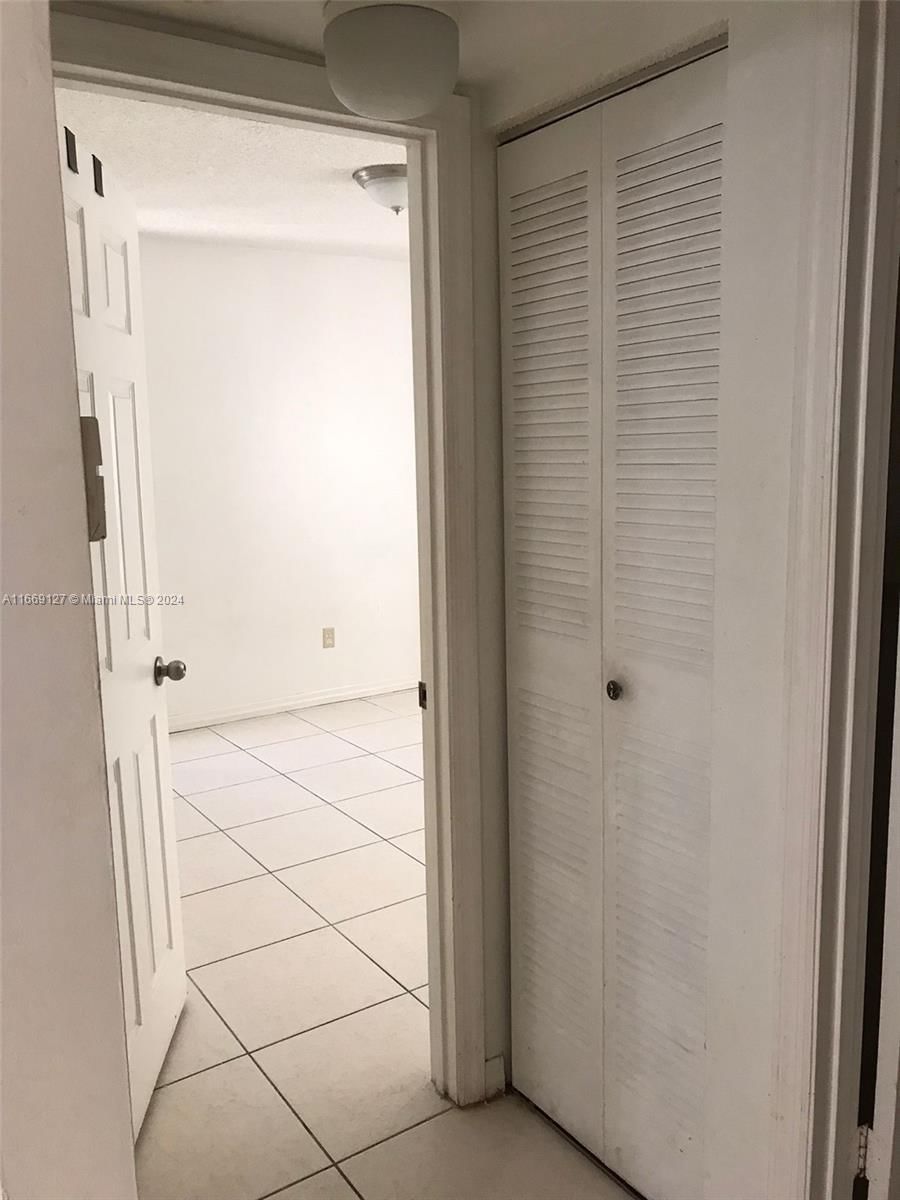 Real estate property located at 423 210th Cir Ter #104-25, Miami-dade, Monterey Village-one Cond, Miami, FL