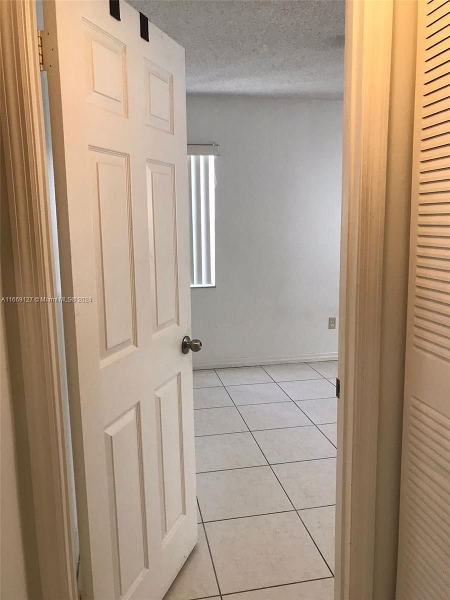 Real estate property located at 423 210th Cir Ter #104-25, Miami-dade, Monterey Village-one Cond, Miami, FL