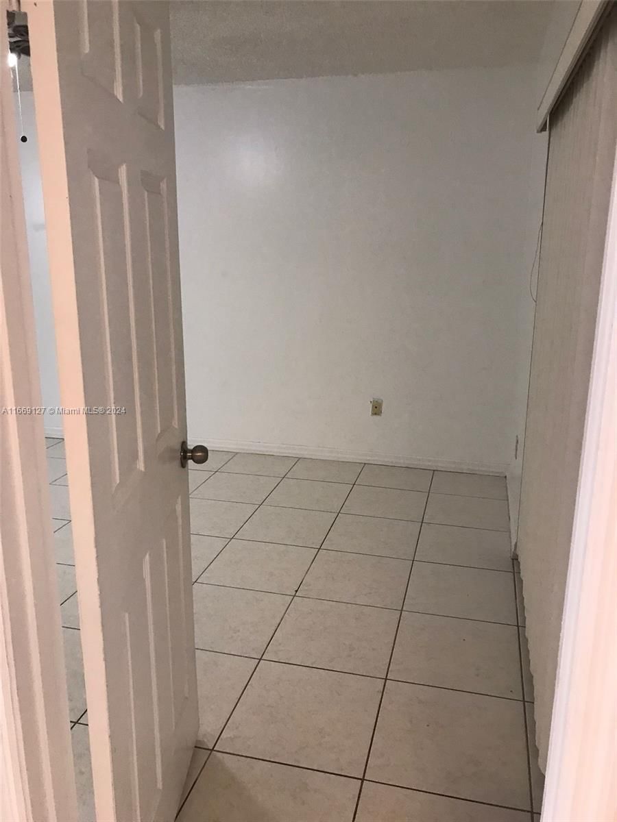 Real estate property located at 423 210th Cir Ter #104-25, Miami-dade, Monterey Village-one Cond, Miami, FL