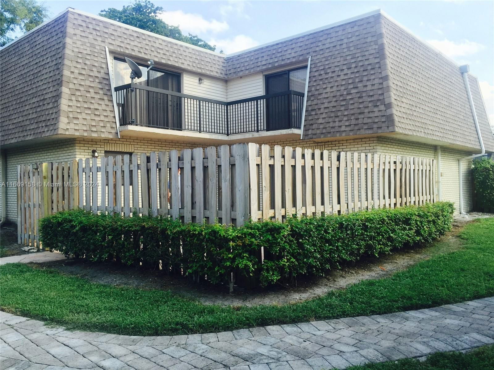 Real estate property located at 8205 23rd Ct #21A, Broward, BAY TREE PATIO HOMES COND, North Lauderdale, FL